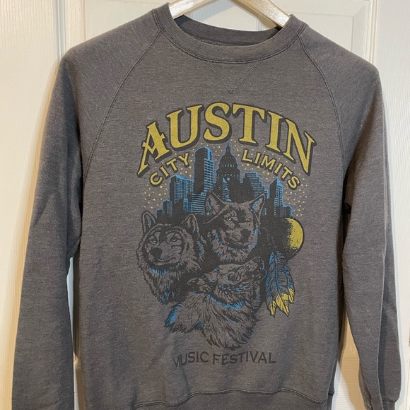Hanes gray retro pullover sweatshirt w/ Austin City Limits & wolves graphic sz S - Picture 2 of 10